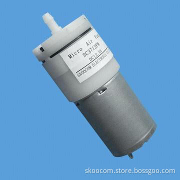 Air compressor pump with mounting bracket